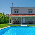 La Casa De Illos, Casa Completa Con Piscina En Feriehus